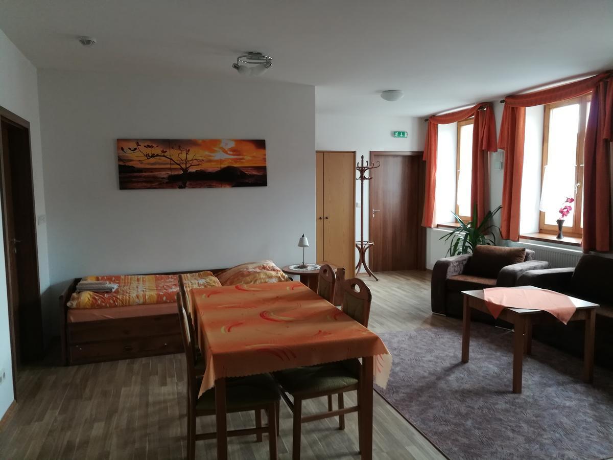 Penzion Pod Zamkem Zruc nad Sazavou Dış mekan fotoğraf