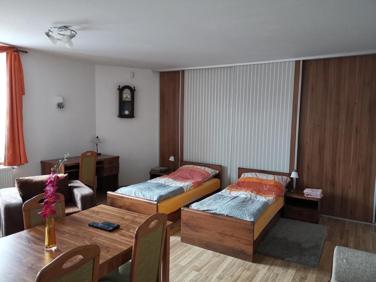 Penzion Pod Zamkem Zruc nad Sazavou Dış mekan fotoğraf